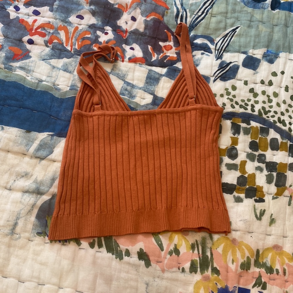 ORANGE STAPLE TANK - Picture 2 of 3